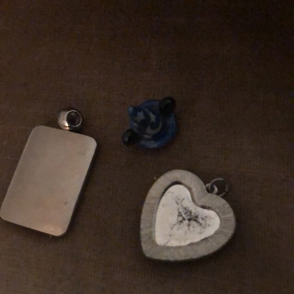 💜Pendent Bundle- 695 $40 or $35 w/offer - Picture 6 of 6